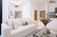 Apartment in Dubai - 7 By Aurora 103 