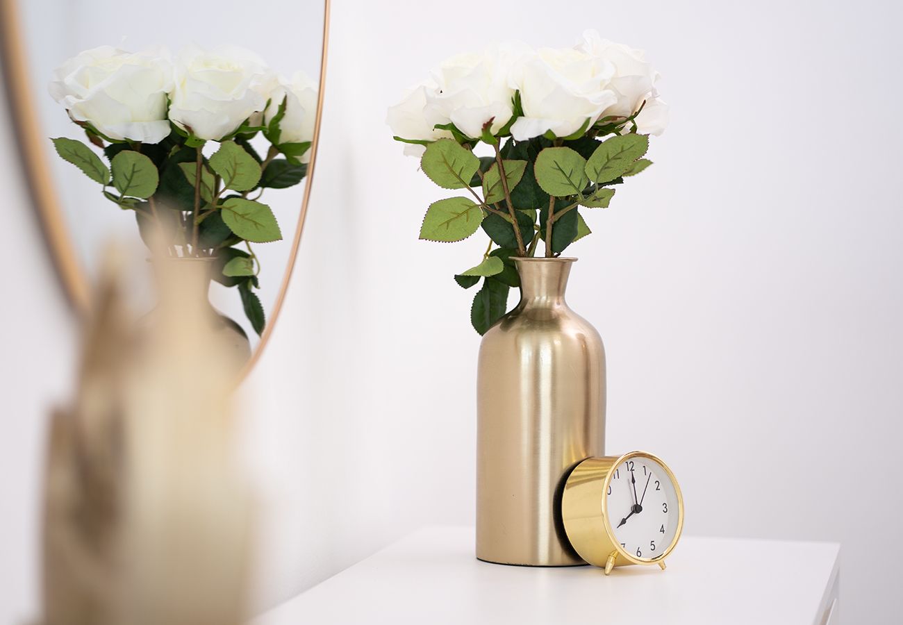 Apartment in Dubai - Luxury 2 BR Stunning Views 67th Floor Dubai Marina