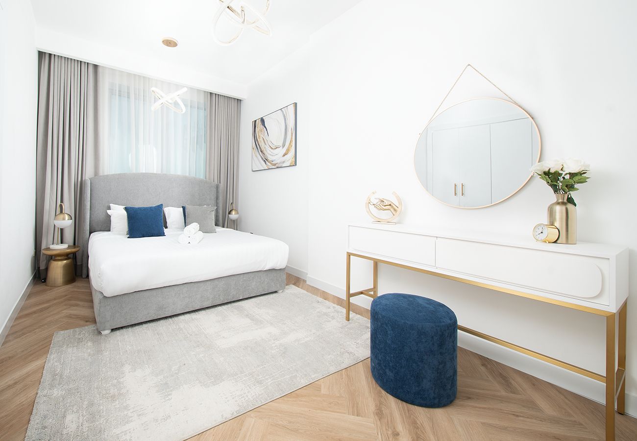 Apartment in Dubai - Luxury 2 BR Stunning Views 67th Floor Dubai Marina