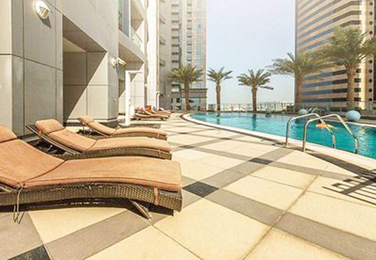 Apartment in Dubai - Luxury 2 BR Stunning Views 67th Floor Dubai Marina