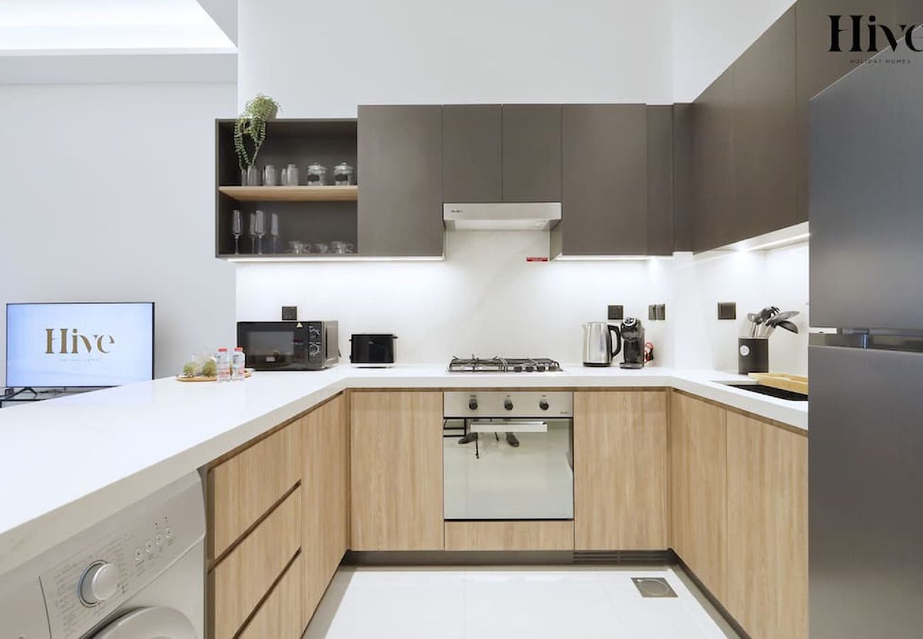 Apartment in Dubai - 7 By Aurora 101