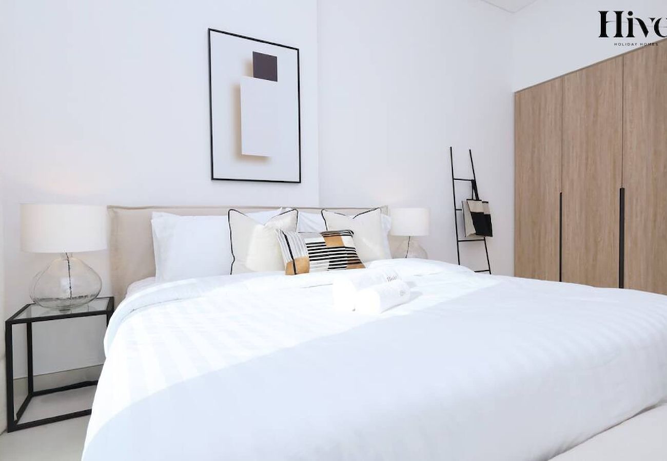 Apartment in Dubai - 7 By Aurora 101