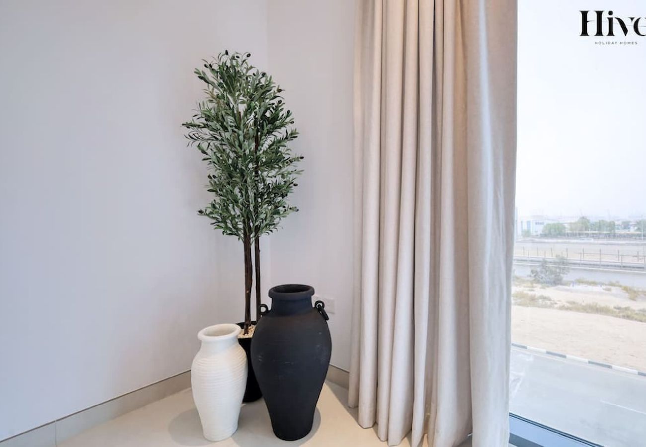 Apartment in Dubai - 7 By Aurora 101