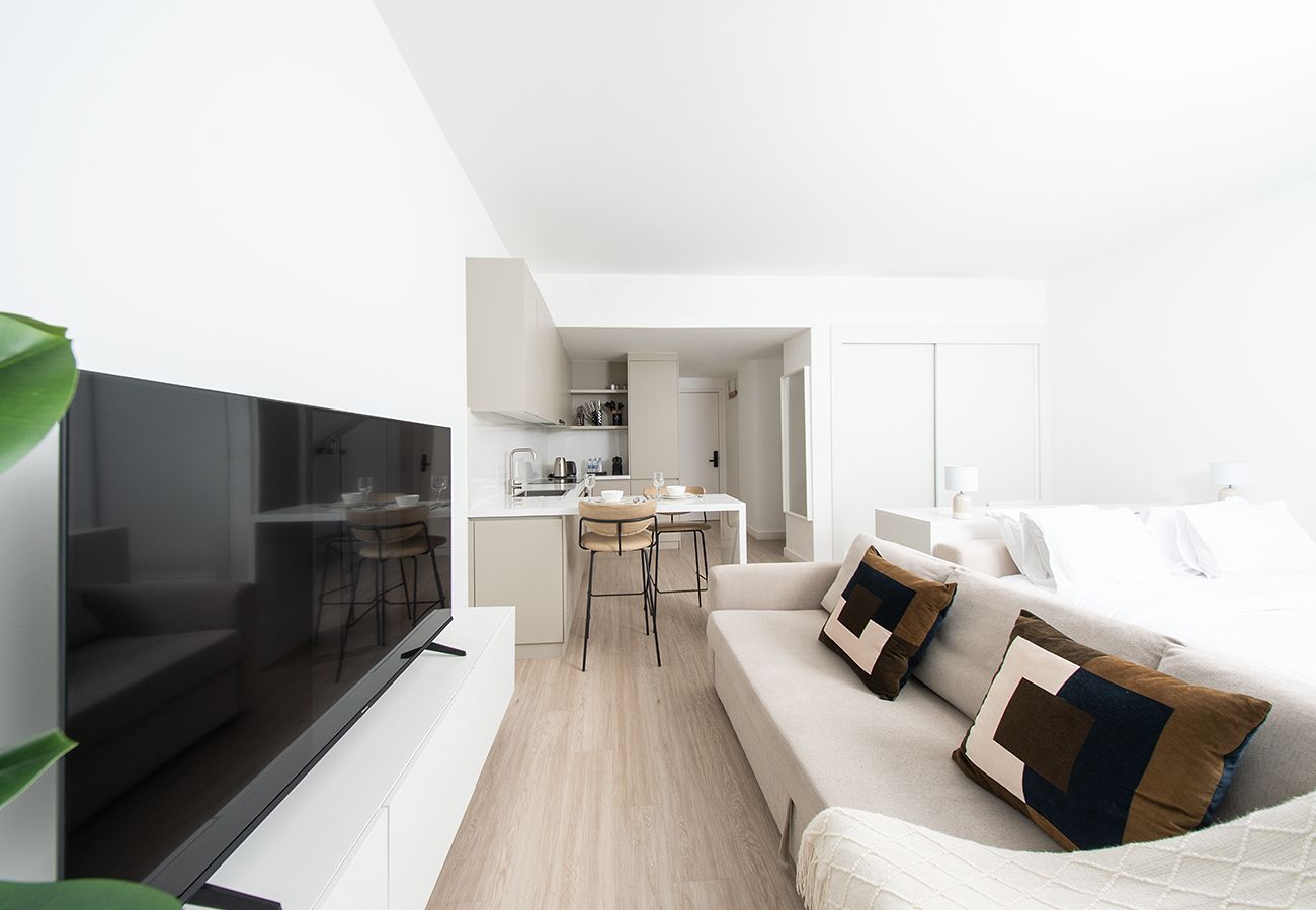 Studio in Dubai - Stunning Studio in JLT 
