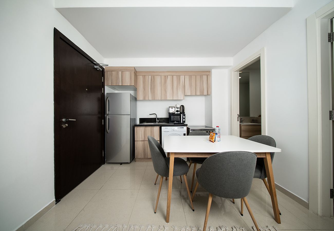 Apartment in Dubai - Cosy 1 Bedroom Apartment in Golf Vita, Damac Hills