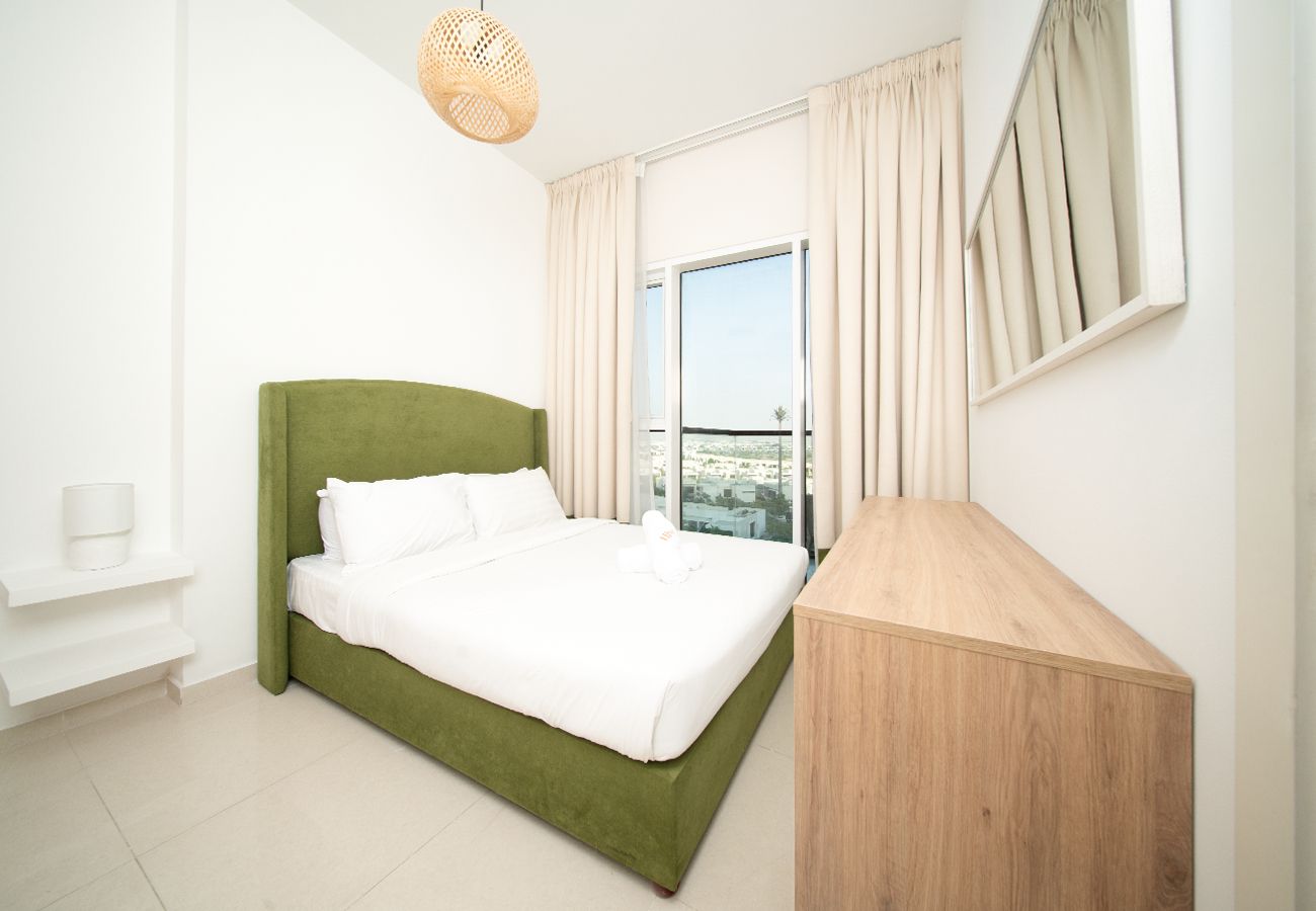 Apartment in Dubai - Cosy 1 Bedroom Apartment in Golf Vita, Damac Hills