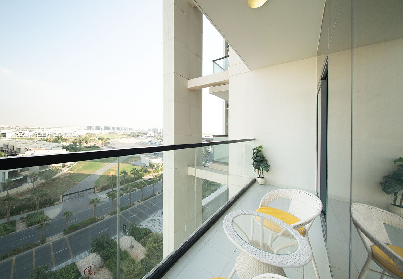 Apartment in Dubai - Cosy 1 Bedroom Apartment in Golf Vita, Damac Hills