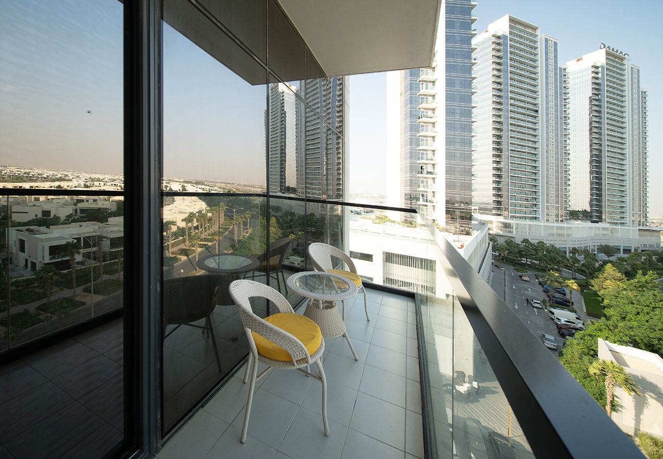 Apartment in Dubai - Cosy 1 Bedroom Apartment in Golf Vita, Damac Hills