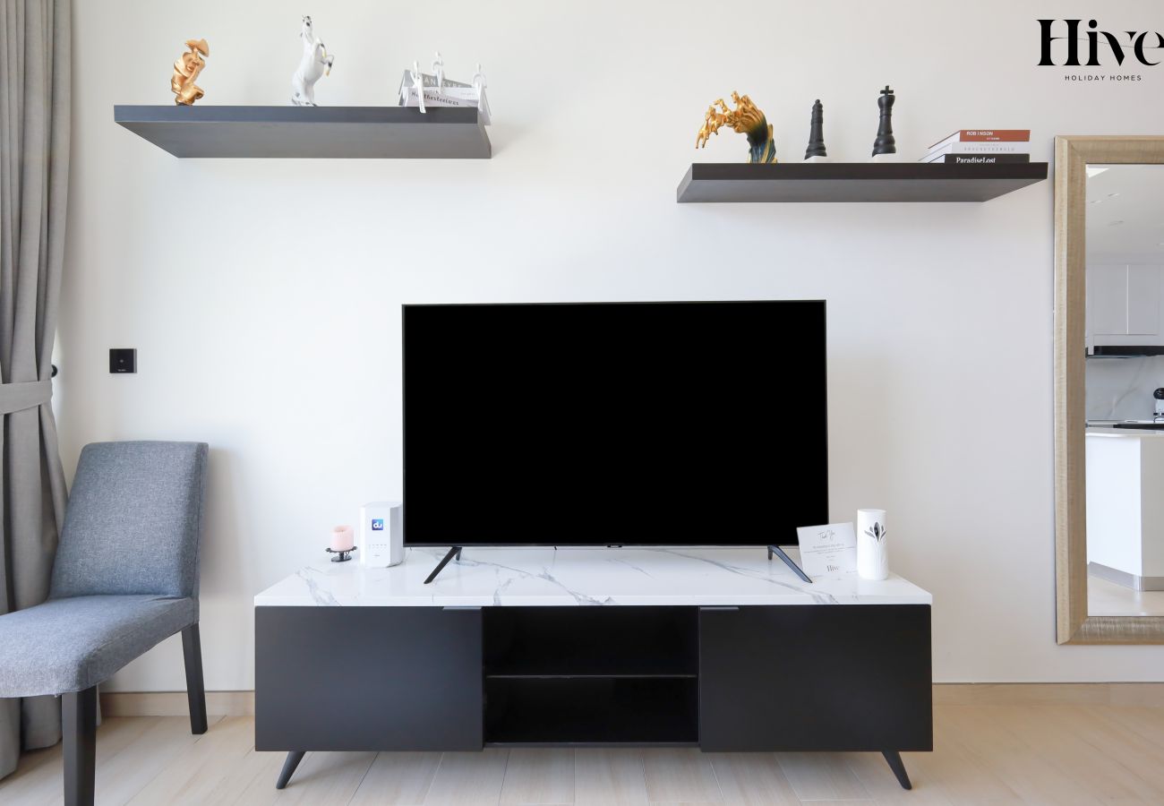 Apartment in Dubai - Brand New 1 Bed Apartment in JVC