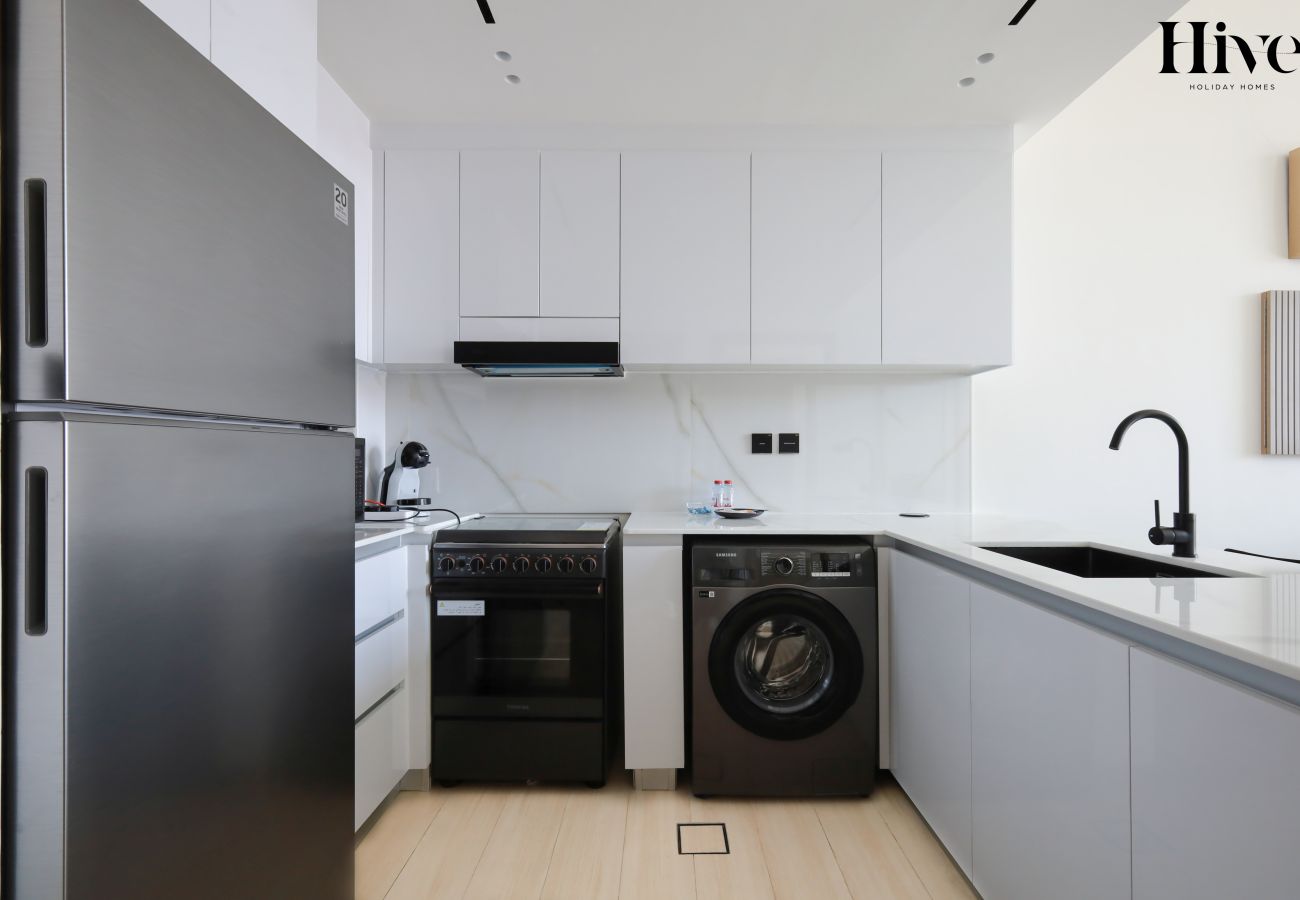 Apartment in Dubai - Brand New 1 Bed Apartment in JVC