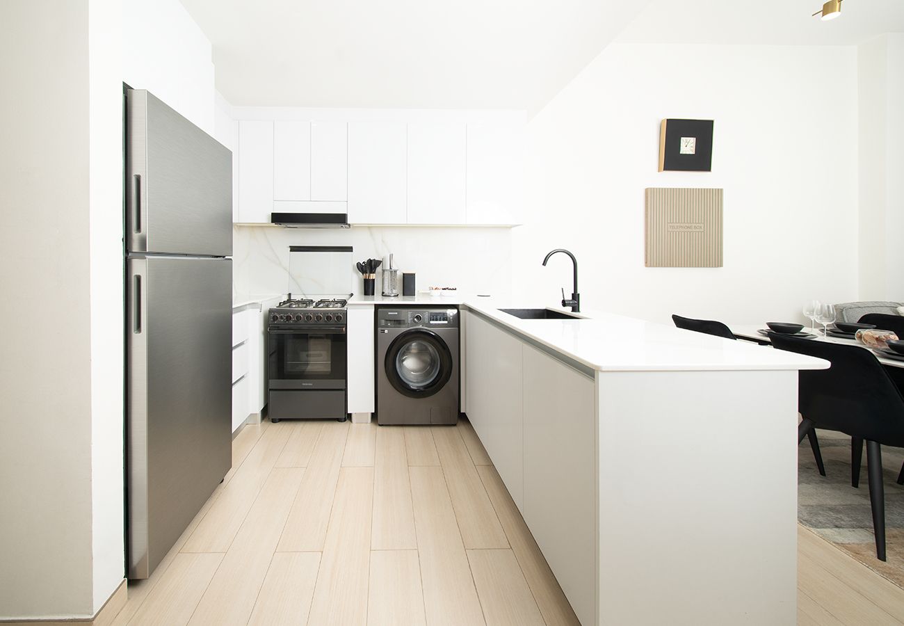 Apartment in Dubai - Brand New 1 Bed Apartment in JVC