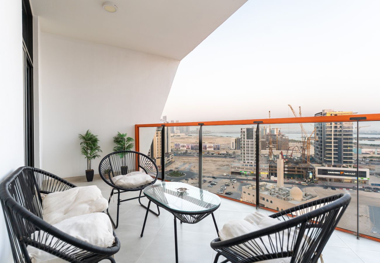 Apartment in Dubai - Binghatti Avenue 911