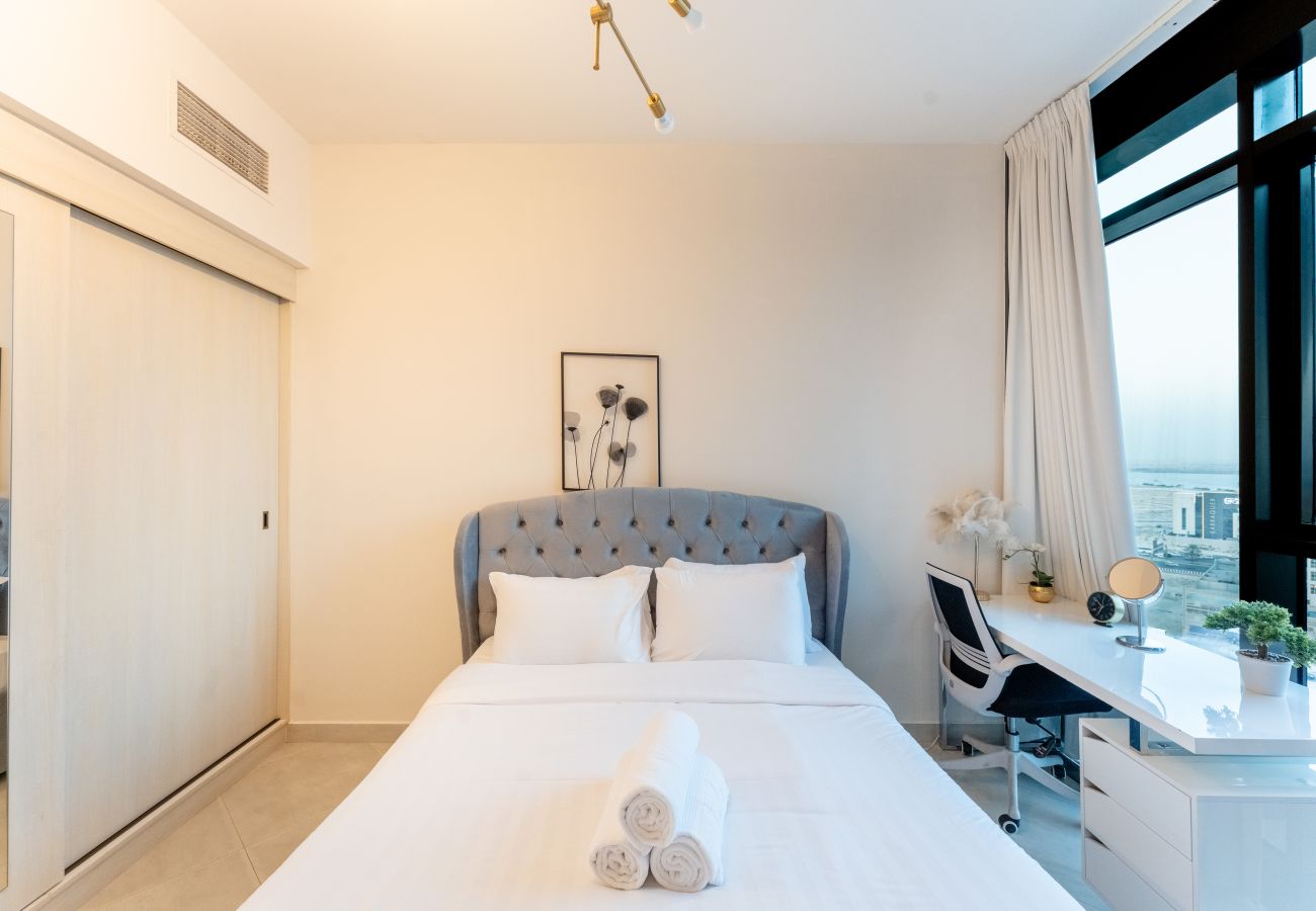 Apartment in Dubai - Binghatti Avenue 911