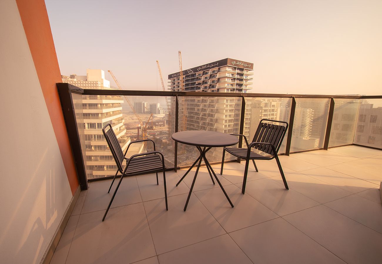 Apartment in Dubai - Spacious 2 Bed in Binghatti Gateway