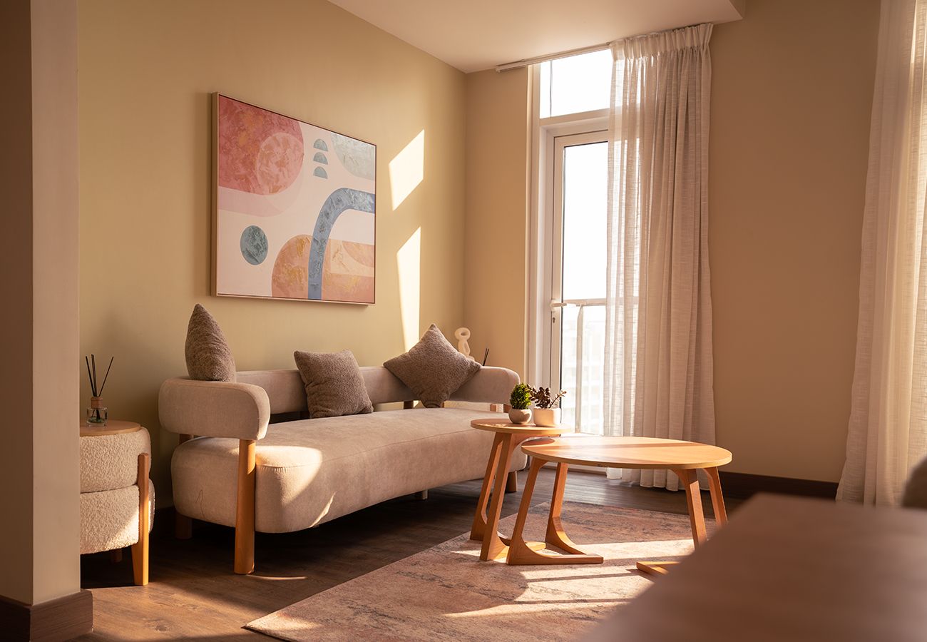 Apartment in Dubai - Spacious 2 Bed in Binghatti Gateway