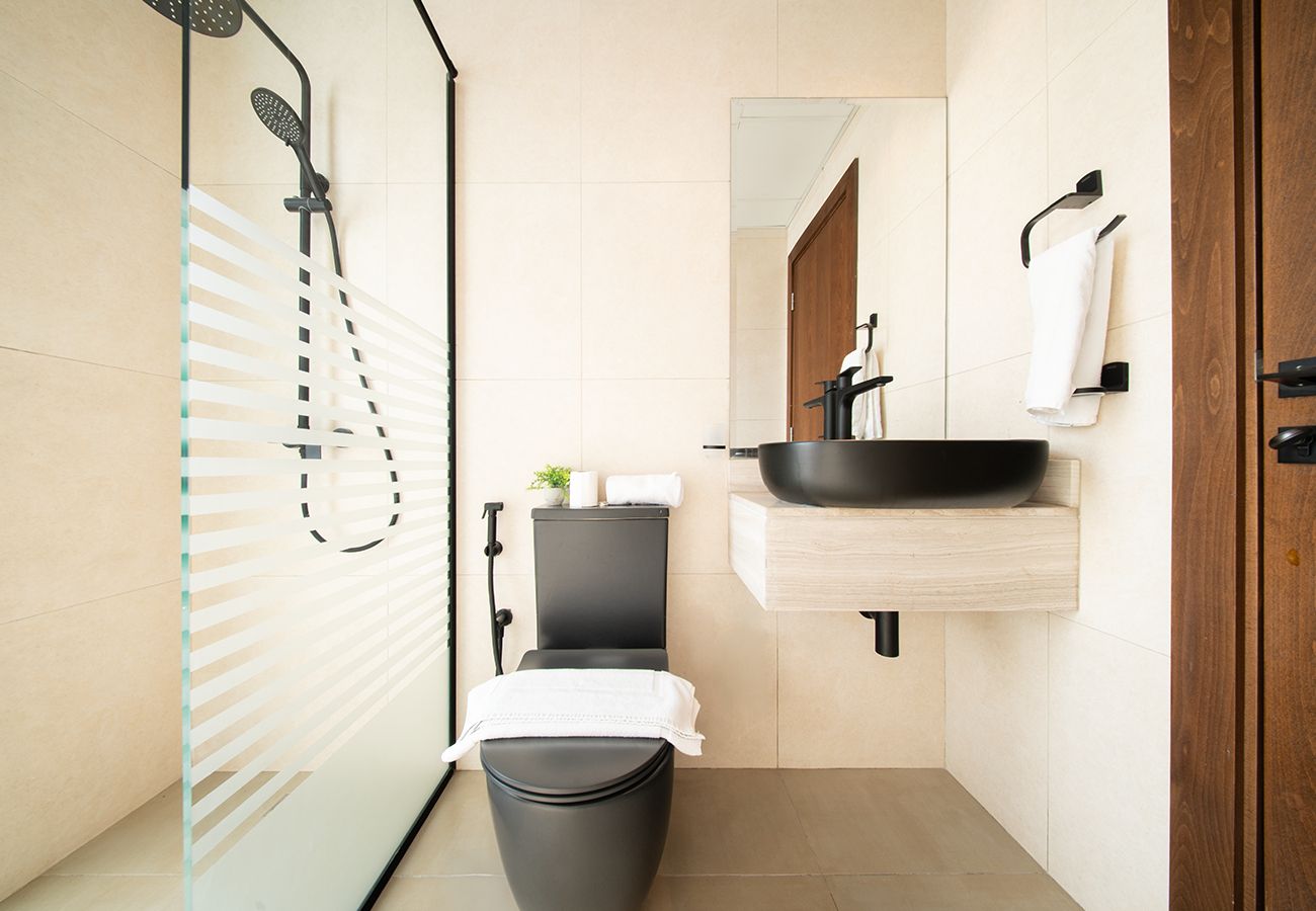 Apartment in Dubai - Spacious 2 Bed in Binghatti Gateway