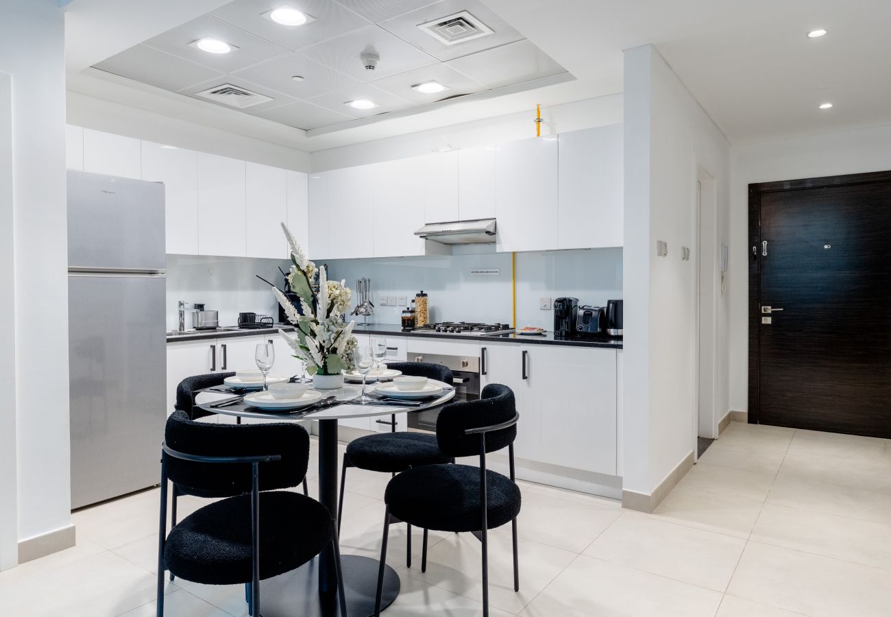 Apartment in Dubai - Stunning 1 Bed Apartment in Marina Arcade