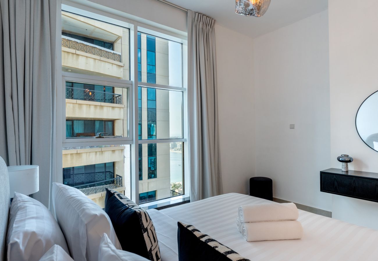 Apartment in Dubai - Stunning 1 Bed Apartment in Marina Arcade