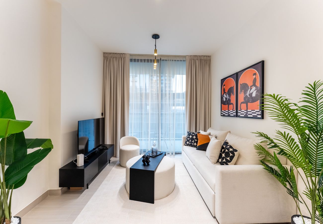 Apartment in Dubai - Cosy 1 Bed Apartment in Binghatti Orchid