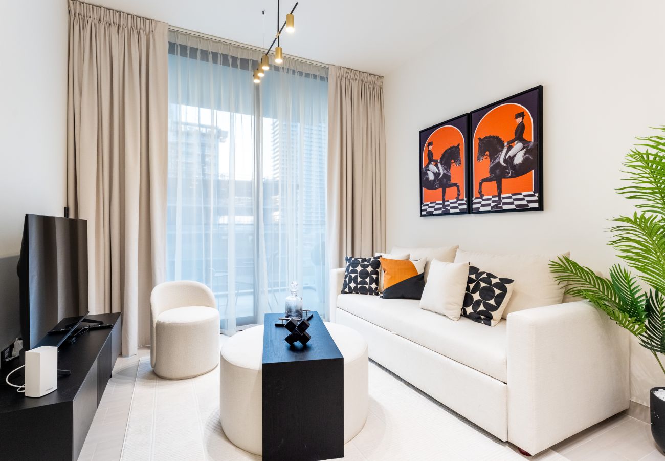 Apartment in Dubai - Cosy 1 Bed Apartment in Binghatti Orchid