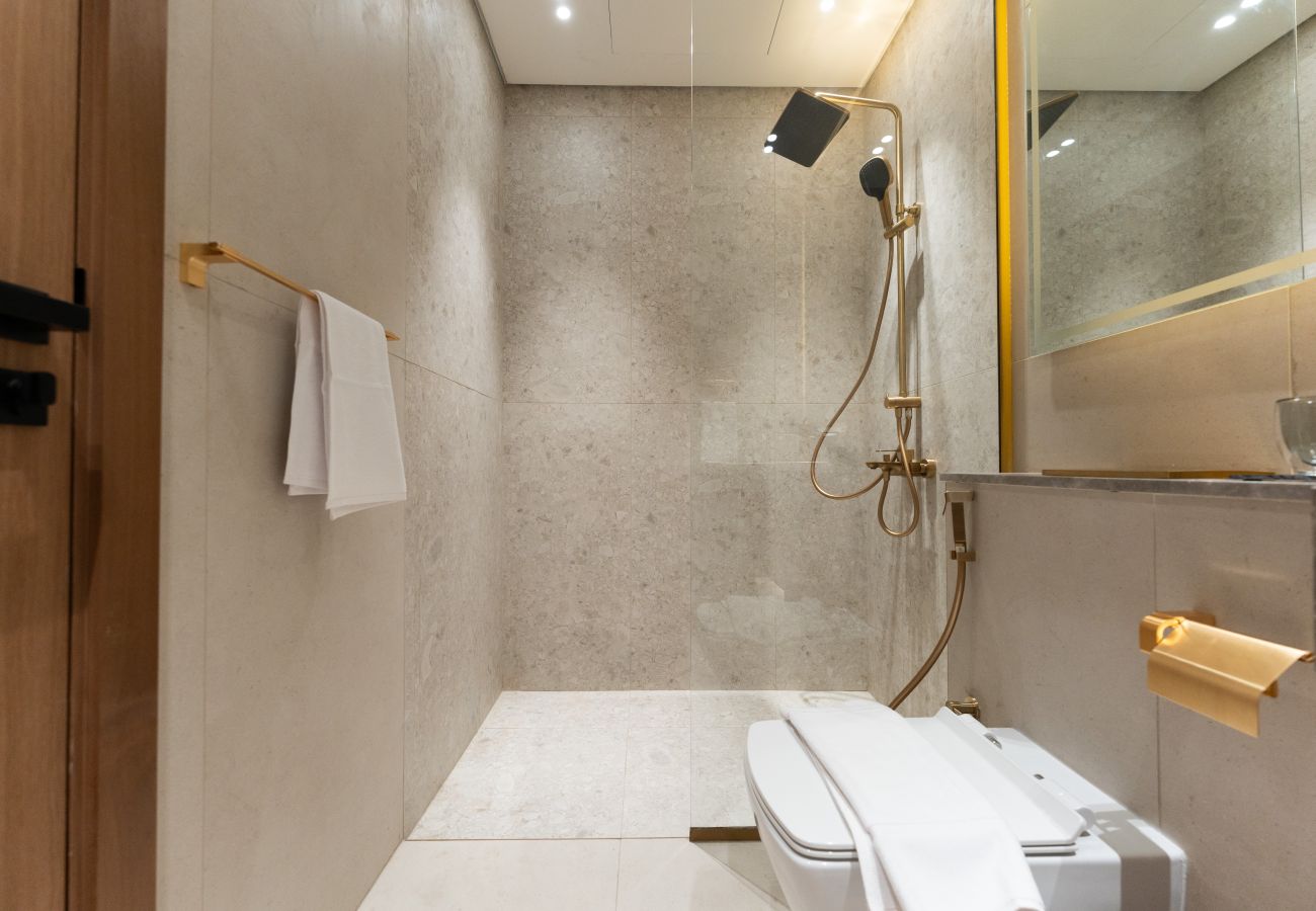 Apartment in Dubai - Cosy 1 Bed Apartment in Binghatti Orchid