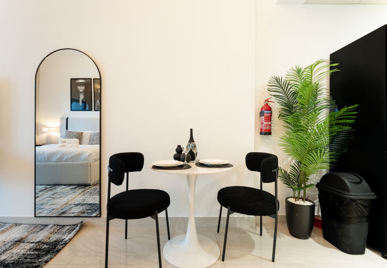 Studio in Dubai - Modern Studio in Elite Business Bay Residence
