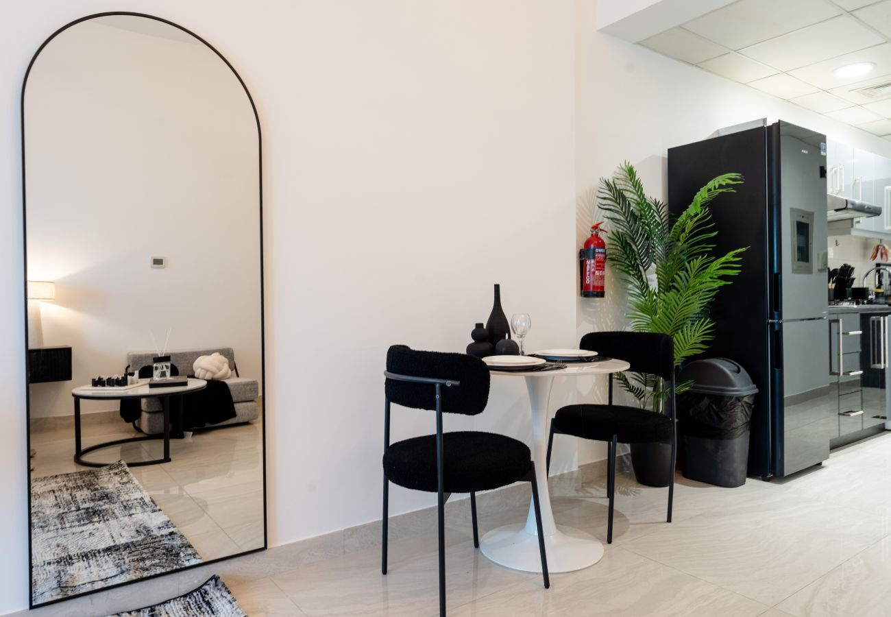 Studio in Dubai - Modern Studio in Elite Business Bay Residence