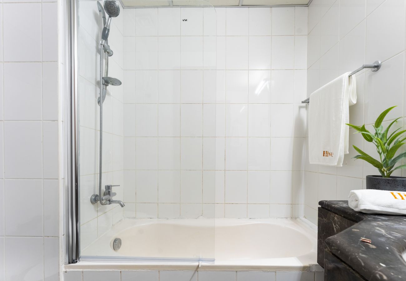 Studio in Dubai - Stunning Studio in Burj Al Nujoom