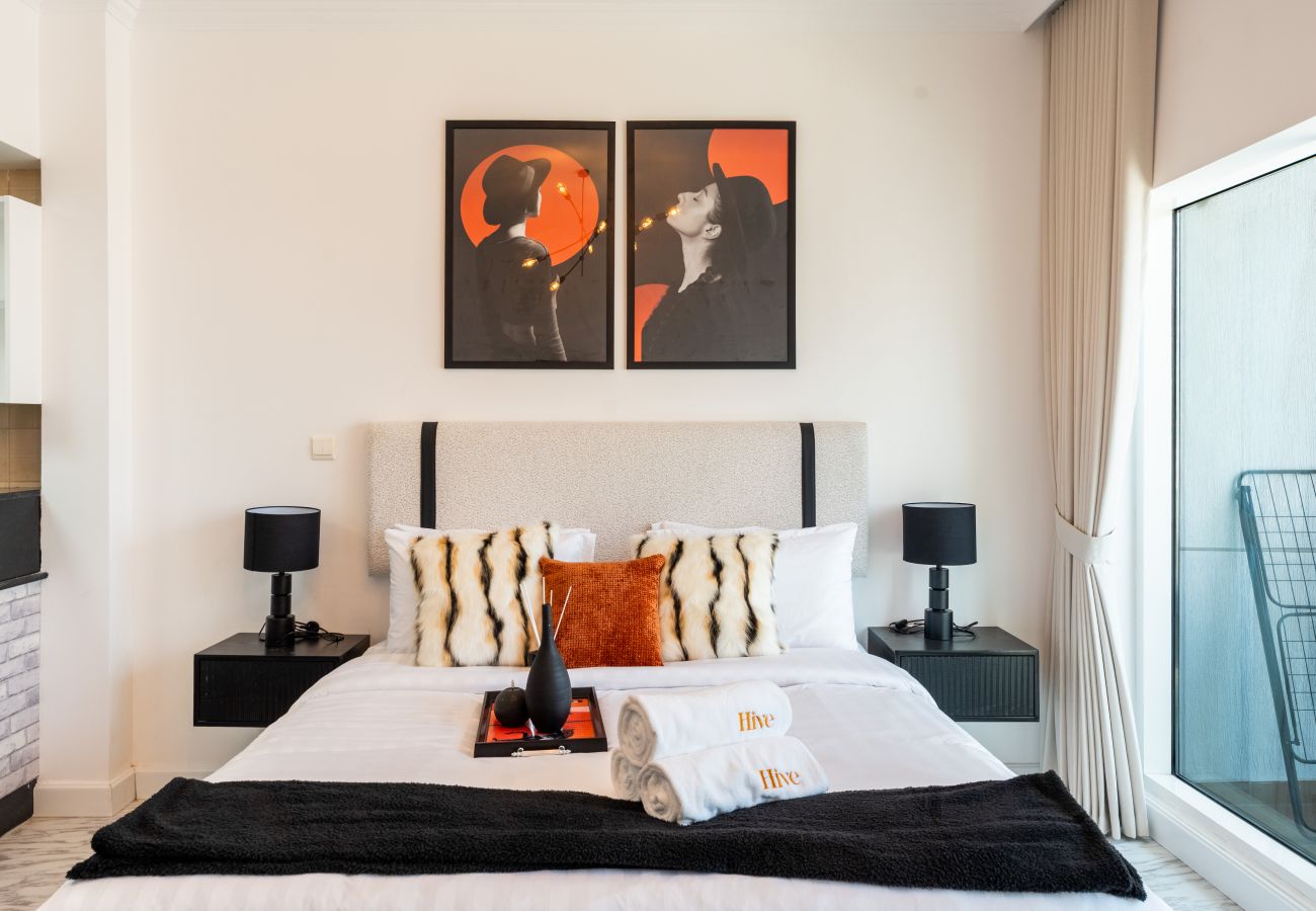 Studio in Dubai - Stunning Studio in Burj Al Nujoom