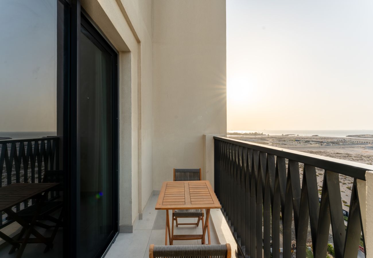 Apartment in Sharjah - Stunning 2 Bed in Cyan Beach Residence
