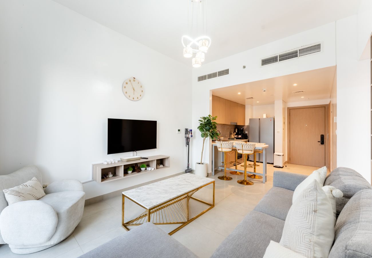Apartment in Sharjah - Stunning 2 Bed in Cyan Beach Residence