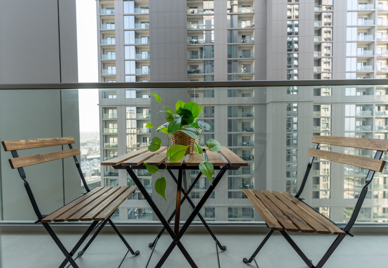Apartment in Dubai - Beautiful 1 Bed in Sobha Creek Vista