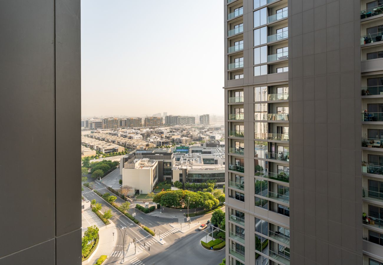 Apartment in Dubai - Beautiful 1 Bed in Sobha Creek Vista