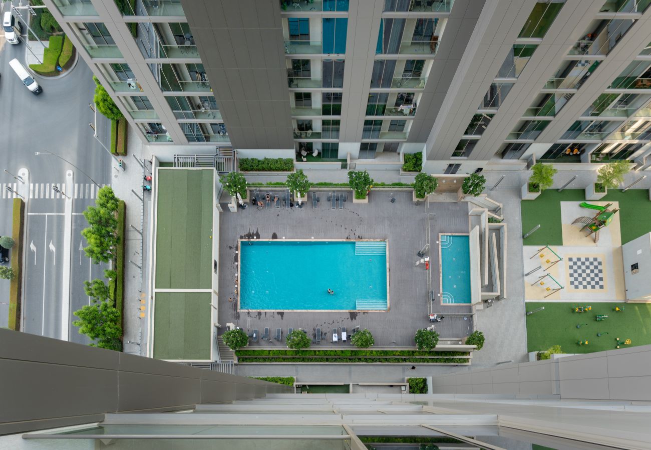 Apartment in Dubai - Beautiful 1 Bed in Sobha Creek Vista