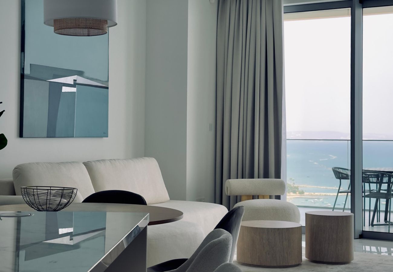 Apartment in Limassol - Luxury 1 Bed in Trilogy, Limassol Seafront