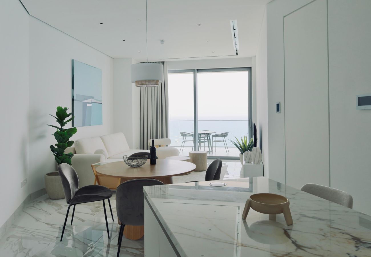 Apartment in Limassol - Luxury 1 Bed in Trilogy, Limassol Seafront