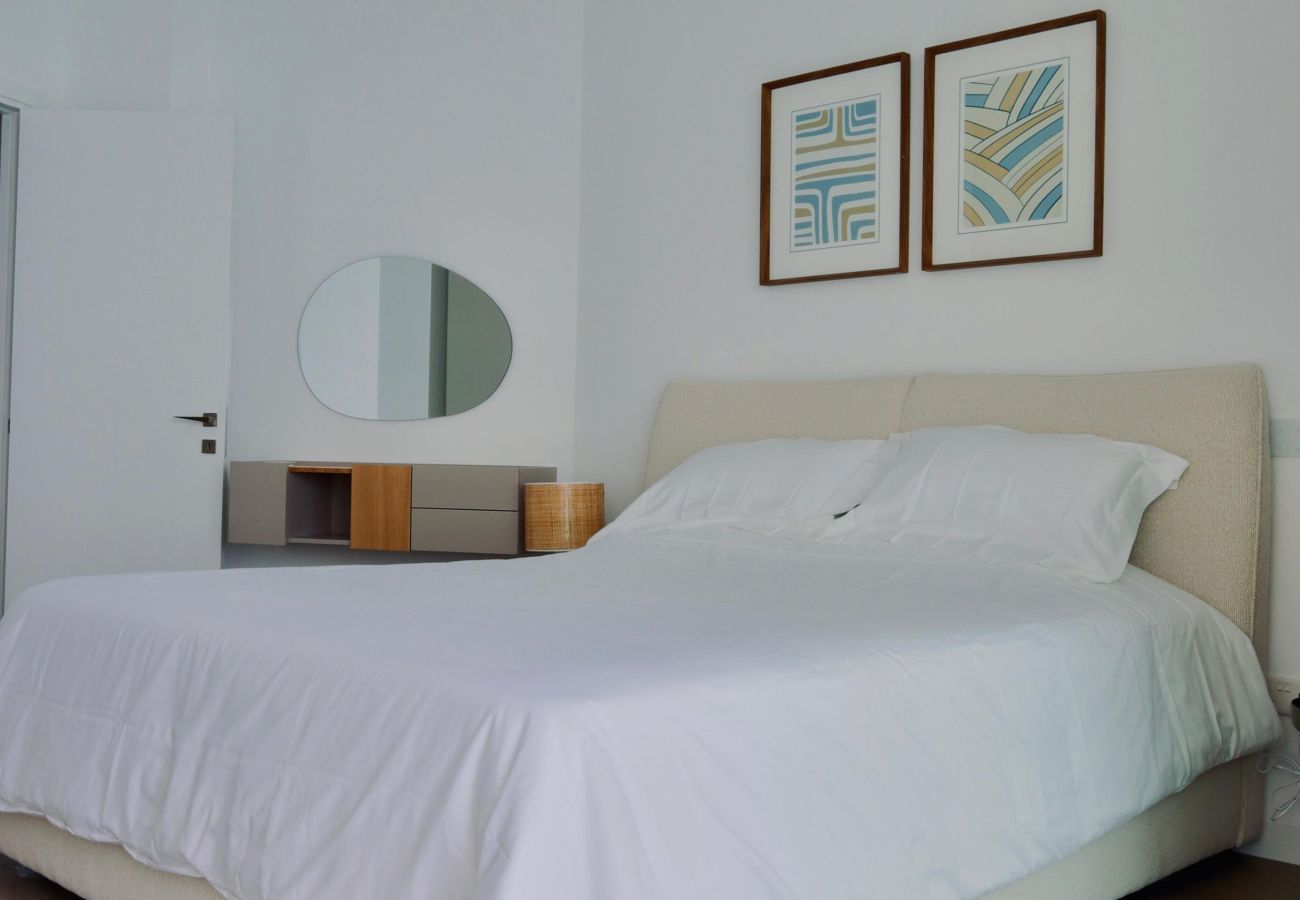 Apartment in Limassol - Luxury 1 Bed in Trilogy, Limassol Seafront