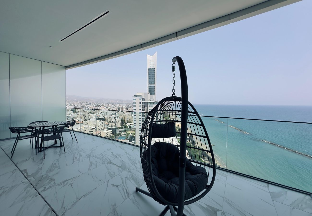 Apartment in Limassol - Luxury 1 Bed in Trilogy, Limassol Seafront