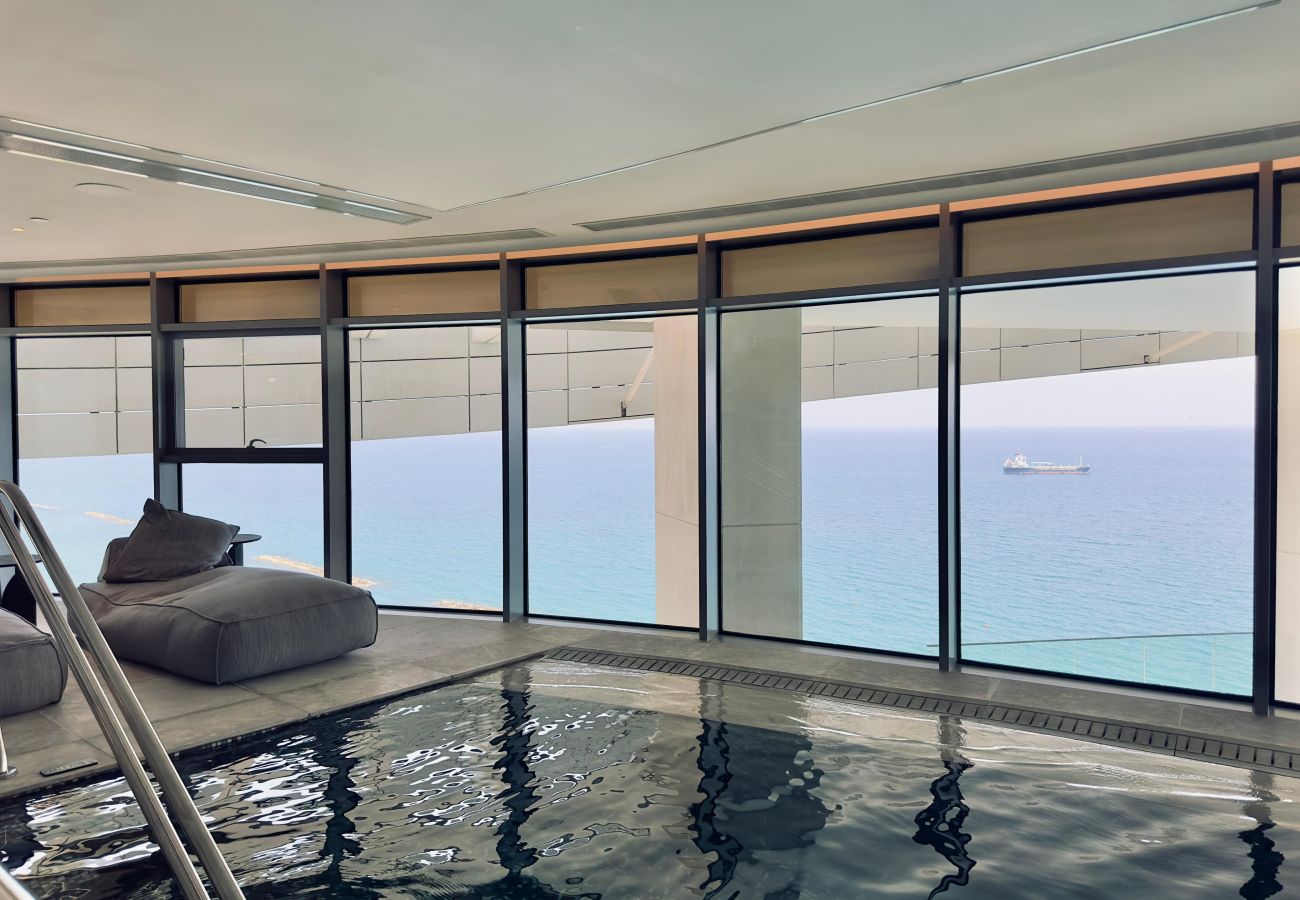 Apartment in Limassol - Luxury 1 Bed in Trilogy, Limassol Seafront