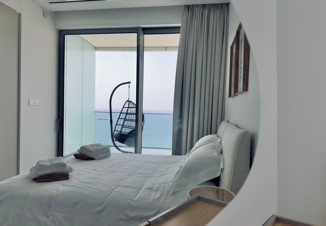 Apartment in Limassol - Luxury 1 Bed in Trilogy, Limassol Seafront