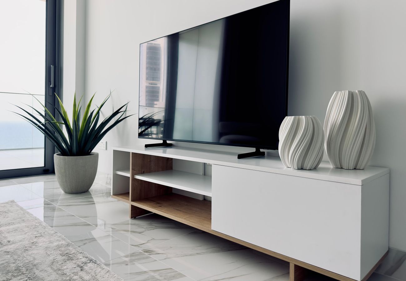 Apartment in Limassol - Luxury 1 Bed in Trilogy, Limassol Seafront