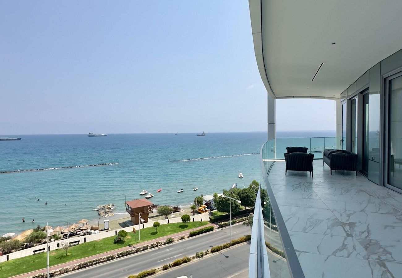 Apartment in Limassol - 2 Bed with Sea Views in Trilogy, Limassol Seafront