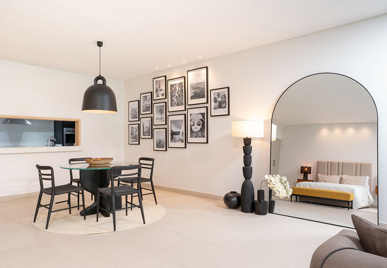 Studio in Dubai - Spacious Studio in Beauport Marina Promenade
