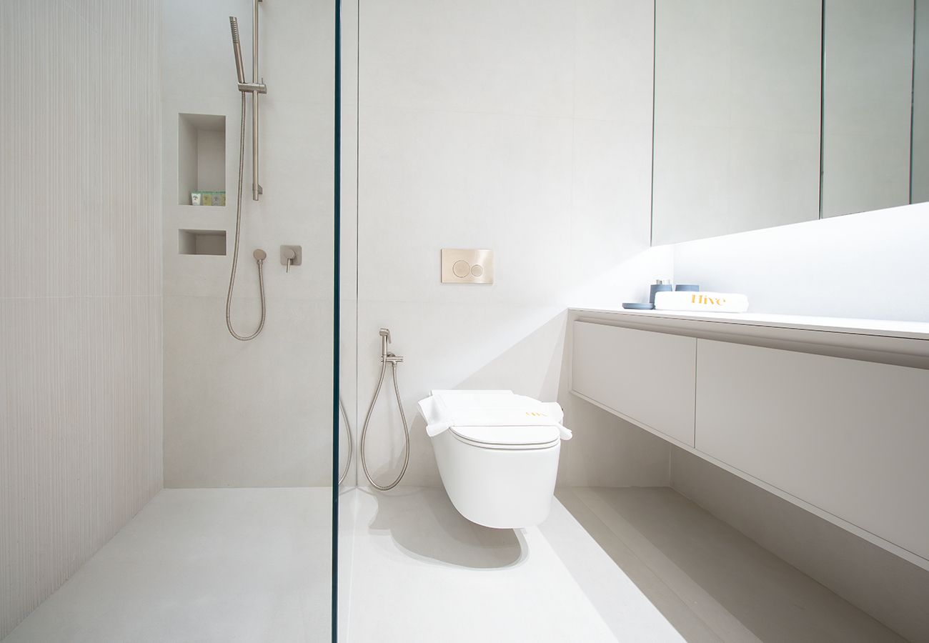 Apartment in Dubai - Luxury 2 Bed Apt in Index Tower DIFC