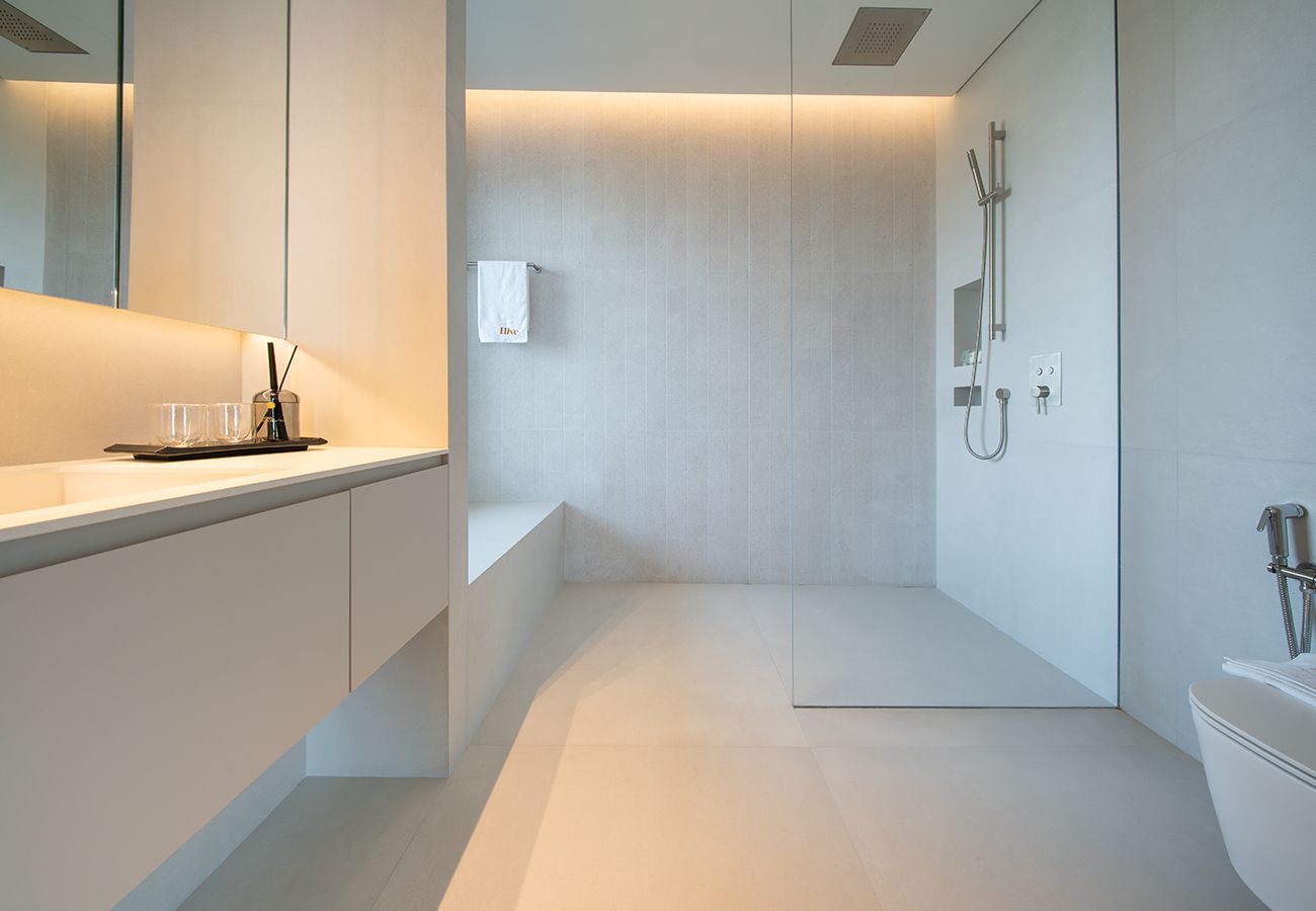 Apartment in Dubai - Luxury 2 Bed Apt in Index Tower DIFC