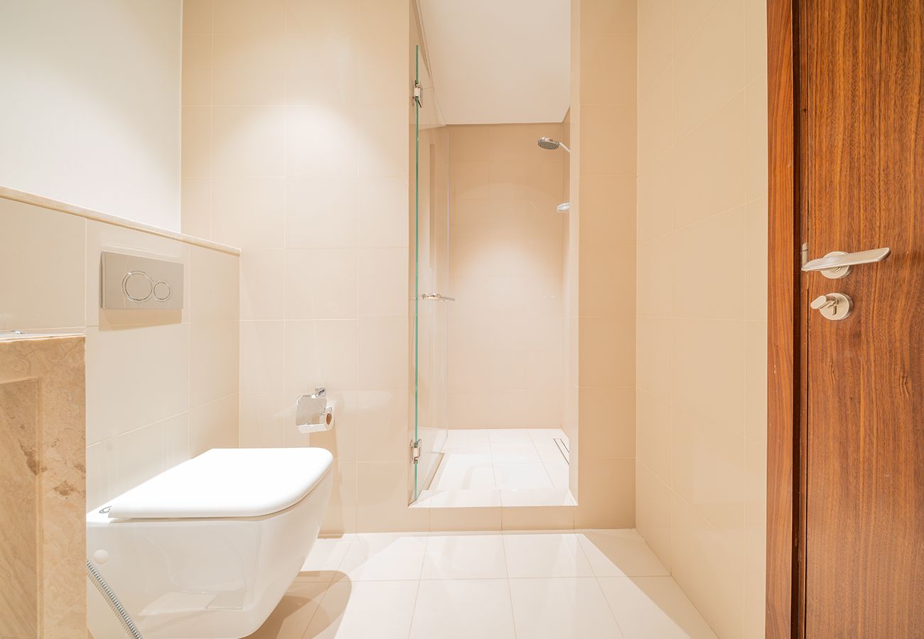 Apartment in Dubai - Luxury Apt 3 Bedroom+Maid Connected to Dubai Mall