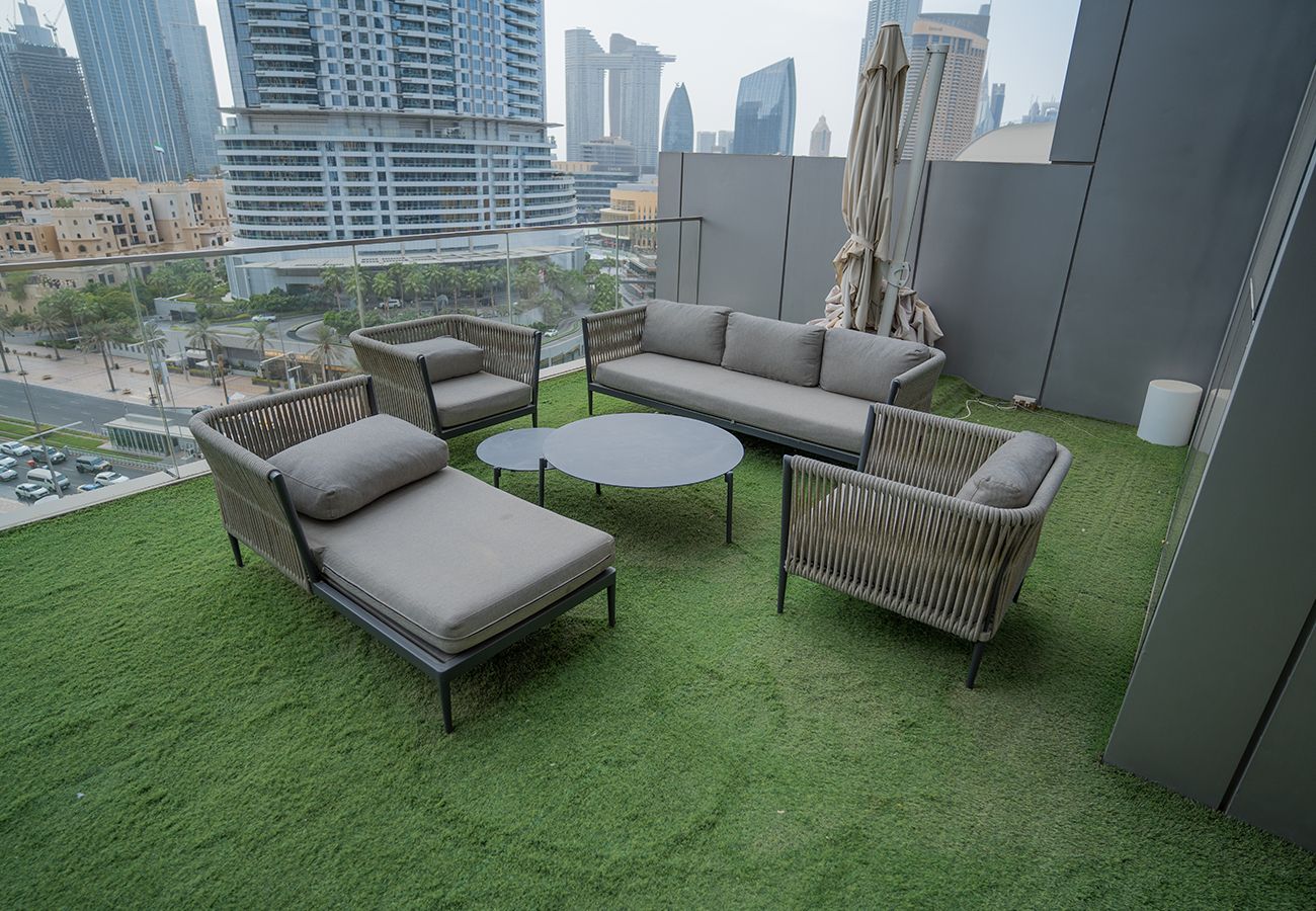 Apartment in Dubai - Luxury Apt 3 Bedroom+Maid Connected to Dubai Mall