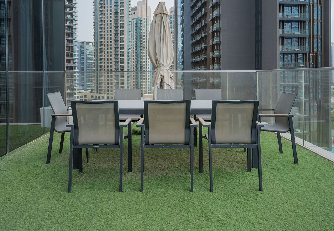 Apartment in Dubai - Luxury Apt 3 Bedroom+Maid Connected to Dubai Mall