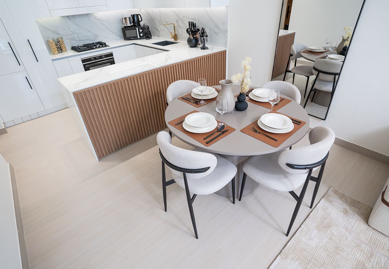 Apartment in Dubai - Beautiful 1 Bed in Binghatti Azure