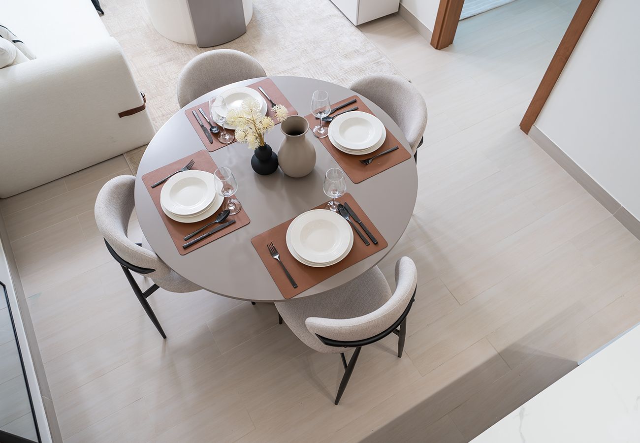 Apartment in Dubai - Beautiful 1 Bed in Binghatti Azure
